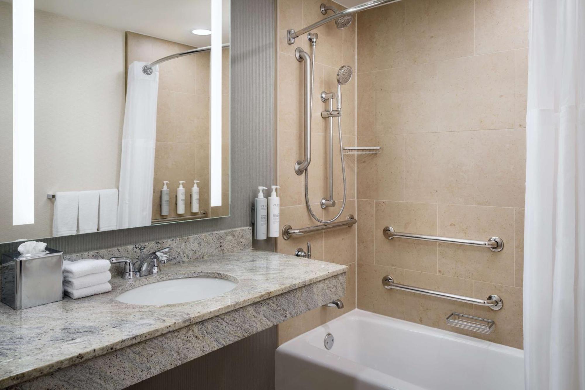 Hilton Garden Inn West 35Th Street New York Bagian luar foto