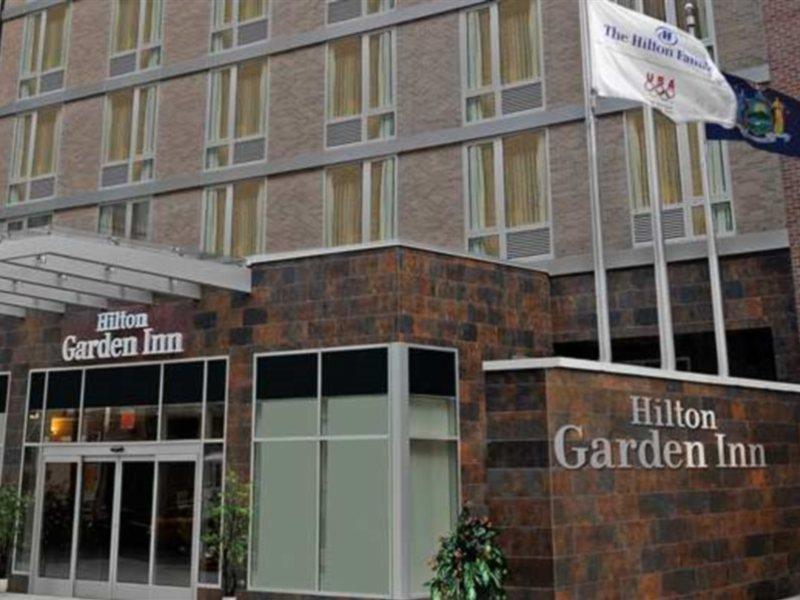 Hilton Garden Inn West 35Th Street New York Bagian luar foto